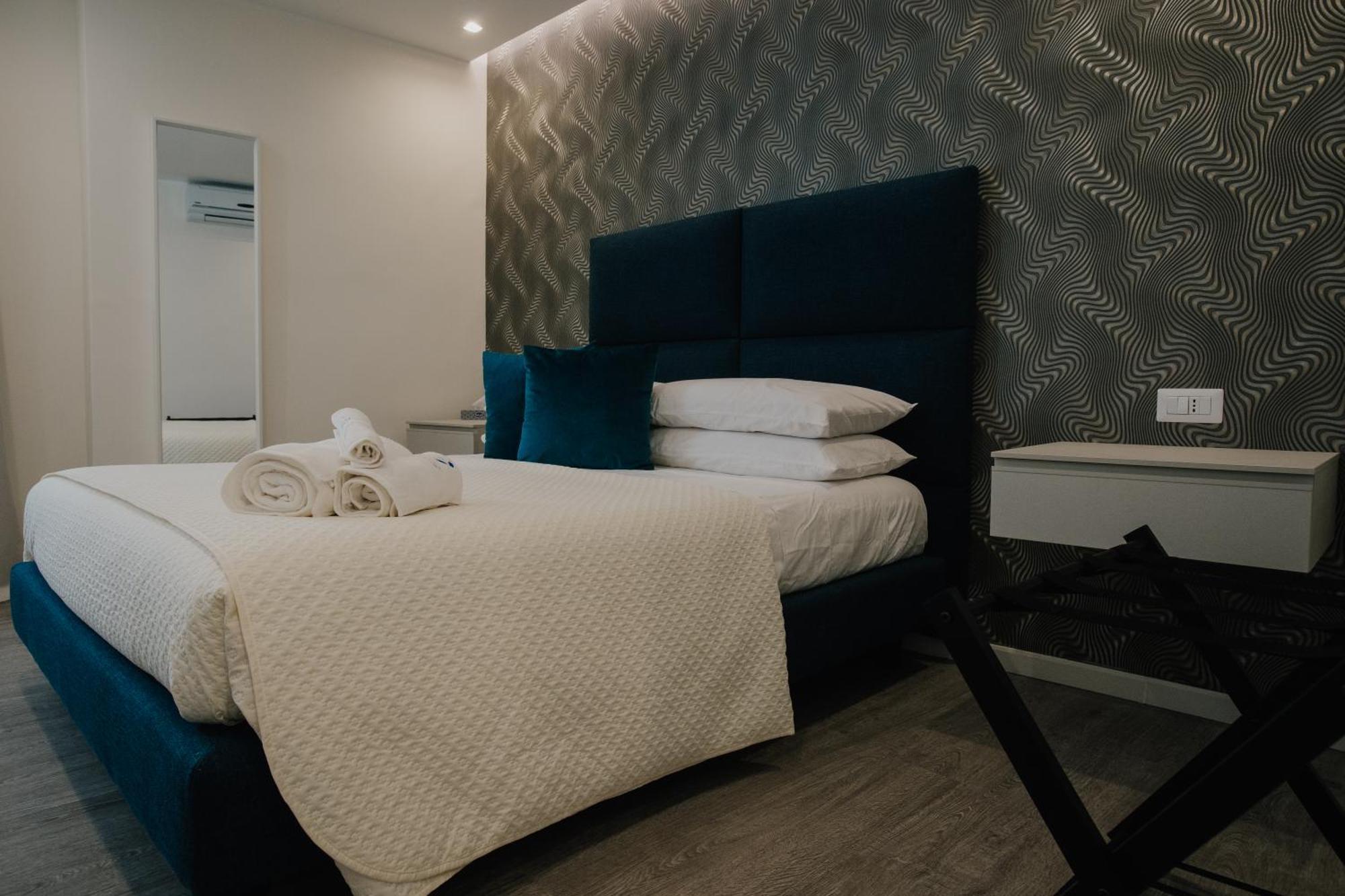 Marcone Luxury - Il Giardino Di Pietra *
