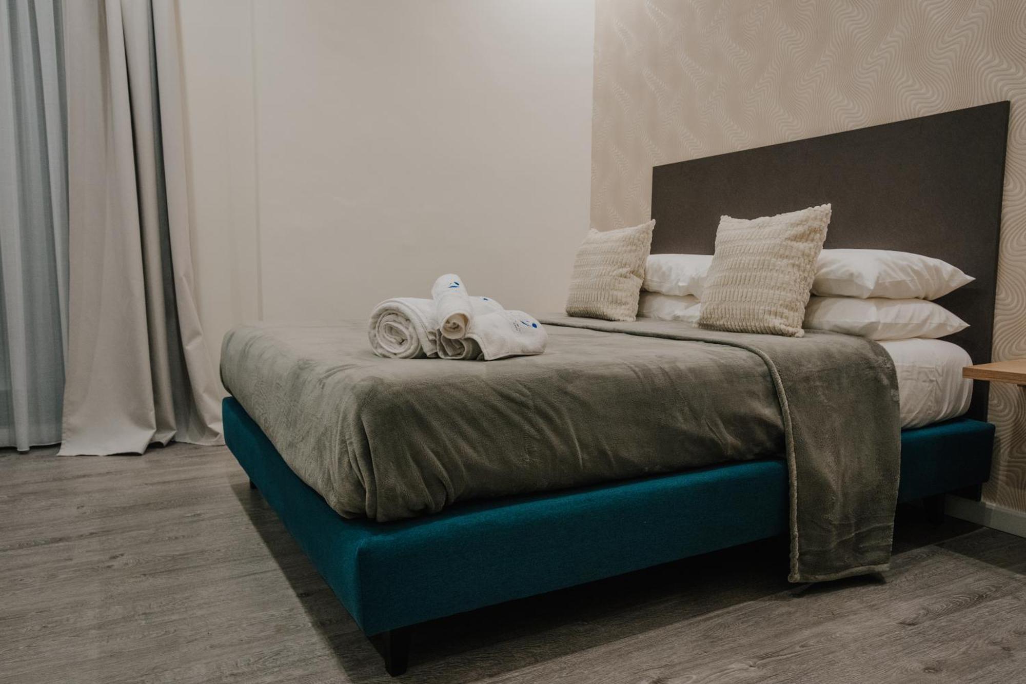 Marcone Luxury - Il Giardino Di Pietra Couette-café *